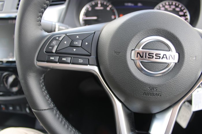 2024 Nissan Navara ST