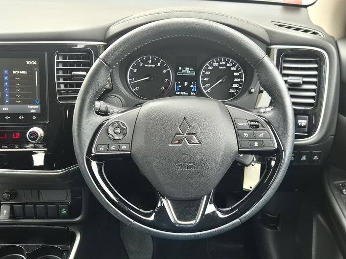2021 Mitsubishi Outlander ES