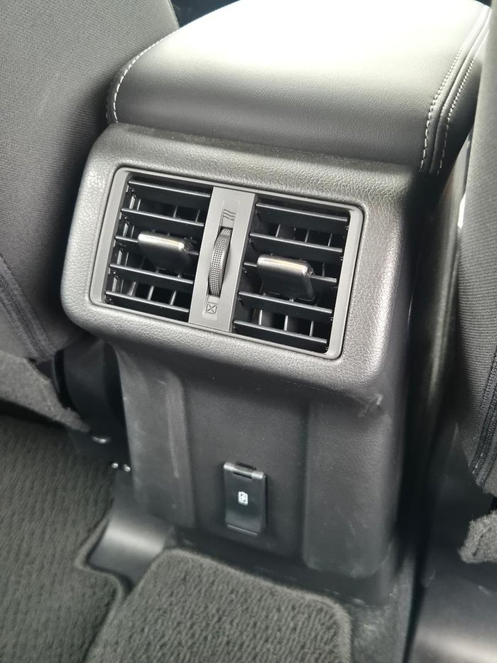 2021 Mitsubishi Outlander ES