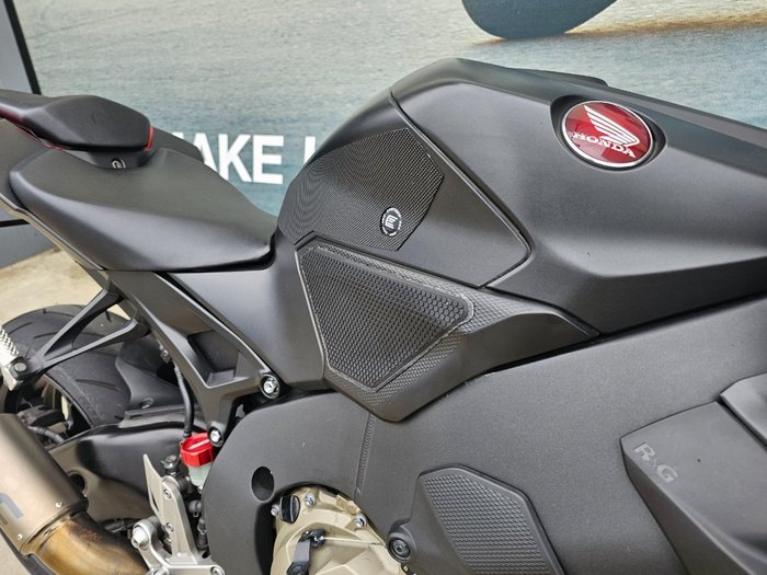 2017 Honda CBR1000RR (FIREBLADE) ABS Black