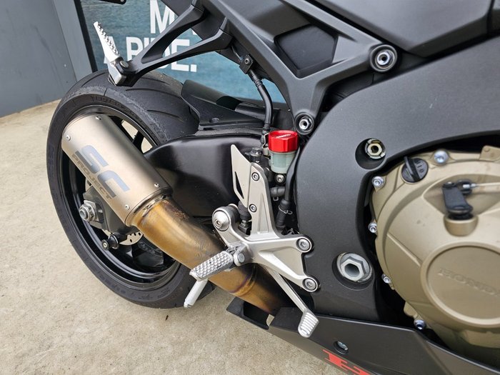 2017 Honda CBR1000RR (FIREBLADE) ABS Black