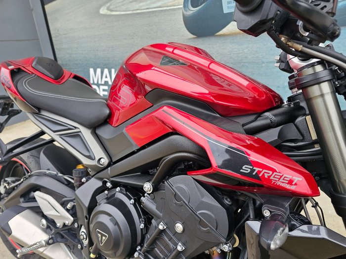 2024 Triumph STREET TRIPLE RS Red