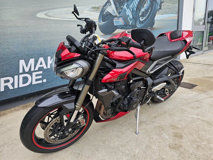 2024 Triumph STREET TRIPLE RS Red