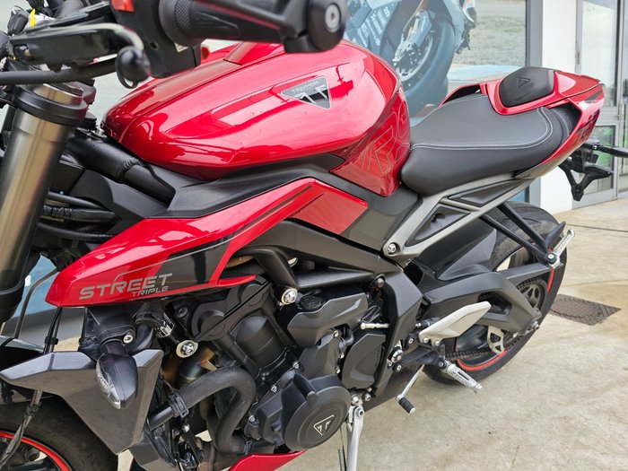 2024 Triumph STREET TRIPLE RS Red