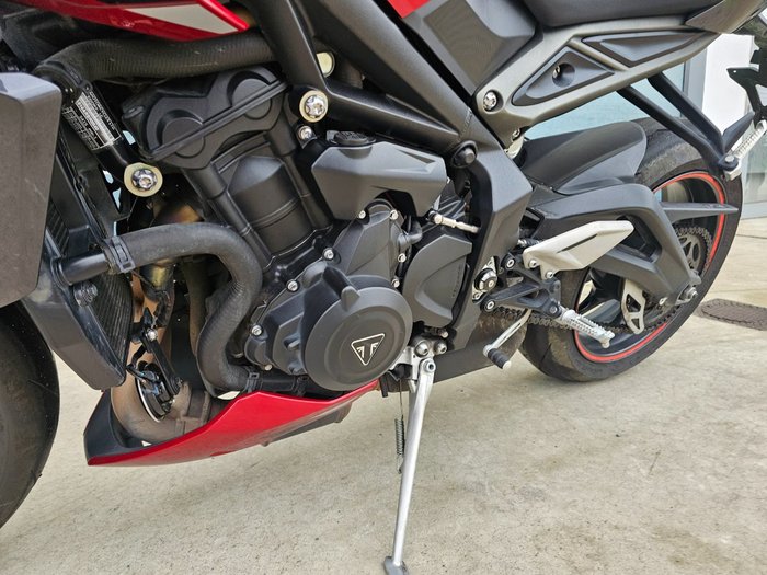2024 Triumph STREET TRIPLE RS Red