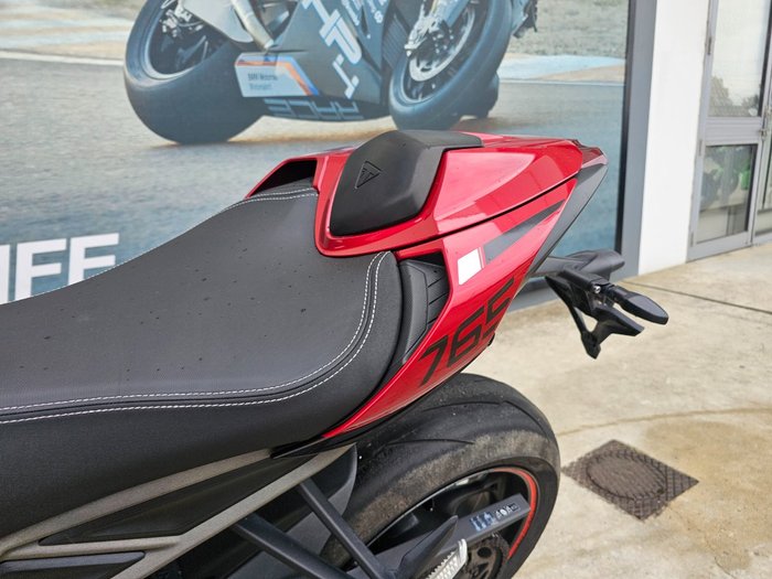 2024 Triumph STREET TRIPLE RS Red