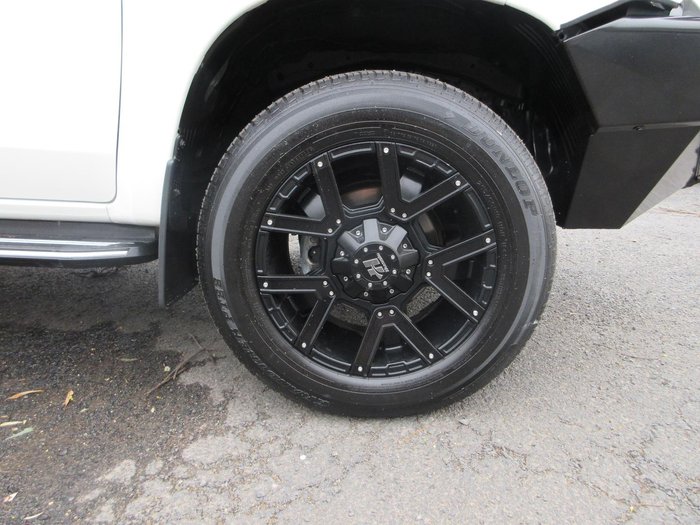 2022 Mitsubishi Triton GLX