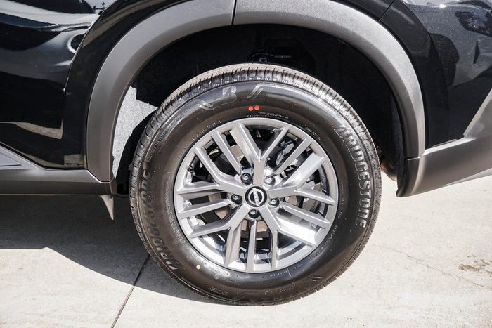 2025 Nissan X-TRAIL ST