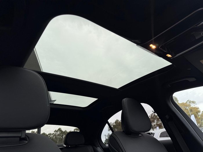 2022 Mercedes-Benz C-Class C300