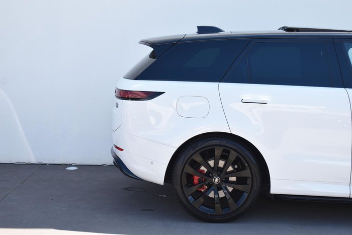 2023 Land Rover Range Rover Sport D350 Dynamic HSE L461 MY23 AWD Fuji White