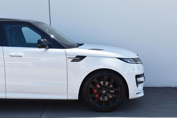 2023 Land Rover Range Rover Sport D350 Dynamic HSE L461 MY23 AWD Fuji White