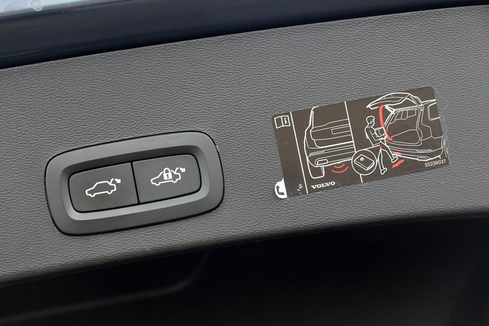 2020 Volvo XC40 T4 Inscription