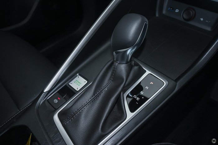 2025 MG ZS Essence ZS32 MY25 Sloane Silver