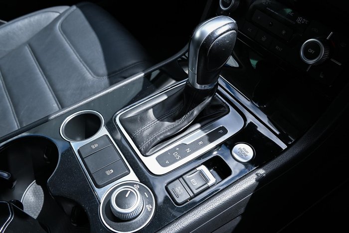 2016 Volkswagen Touareg 150TDI Element