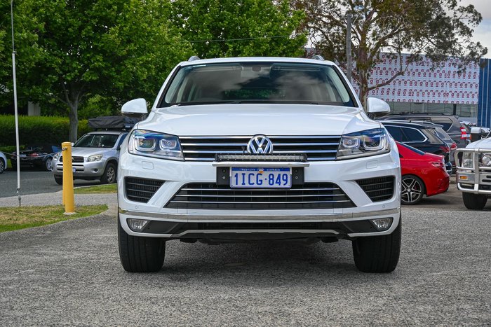 2016 Volkswagen Touareg 150TDI Element