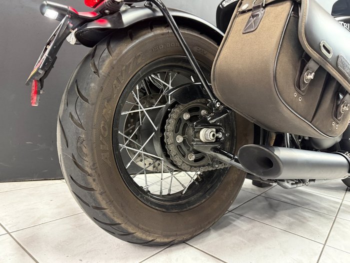 2018 TRIUMPH BONNEVILLE BOBBER BLACK Black