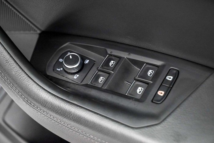 2019 Volkswagen Touareg 190TDI Launch Edition