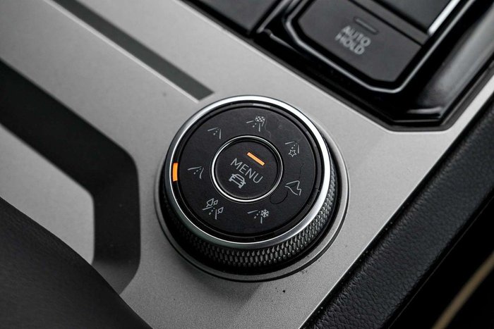 2019 Volkswagen Touareg 190TDI Launch Edition