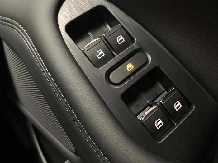 2025 GWM Cannon Ultra NPW 4X4 Lunar Red