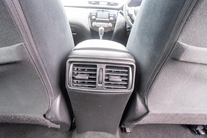 2016 Nissan X-TRAIL ST