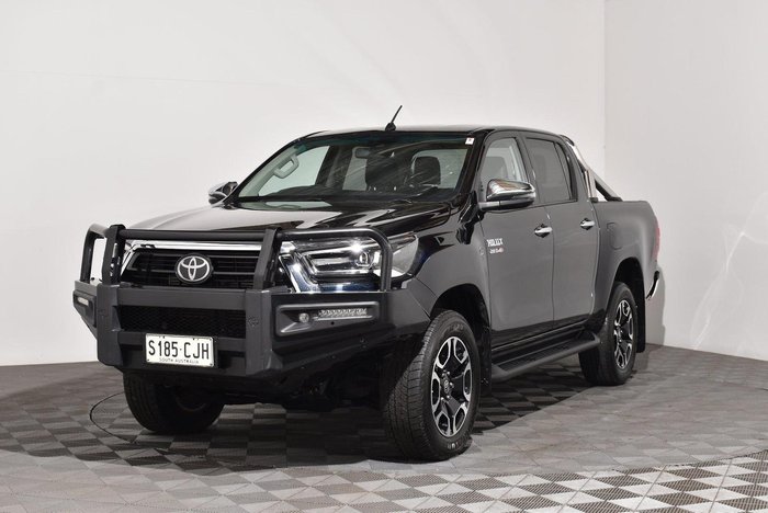 2020 Toyota Hilux SR5