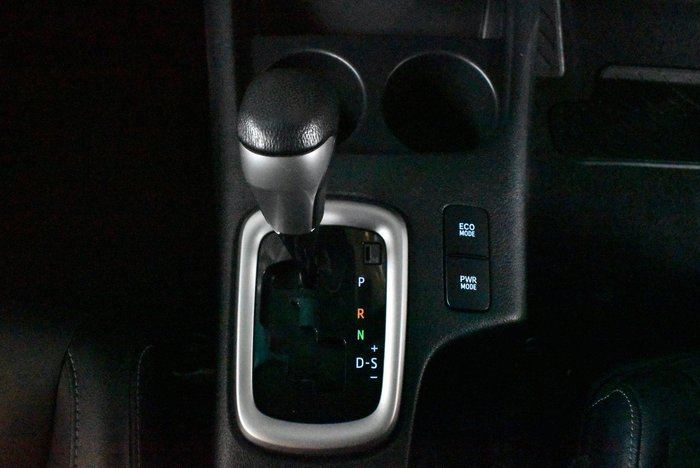 2020 Toyota Hilux SR5