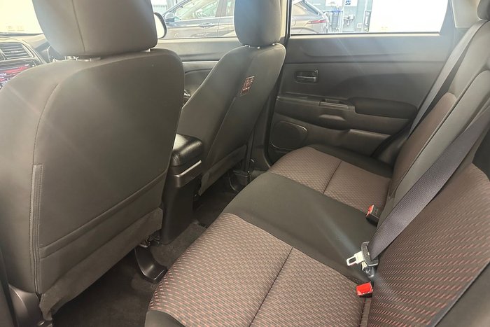 2019 Mitsubishi ASX ES