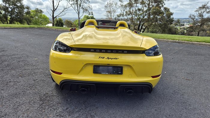 2023 Porsche 718 Spyder