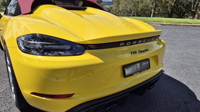 2023 Porsche 718 Spyder