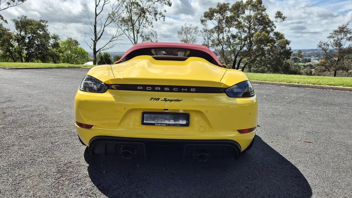 2023 Porsche 718 Spyder