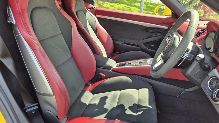 2023 Porsche 718 Spyder