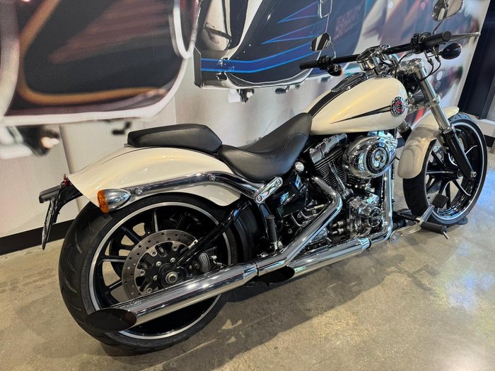 2014 Harley-Davidson Breakout 103 (FXSB) Softail Gold