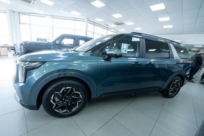 2025 Kia Carnival Sport+