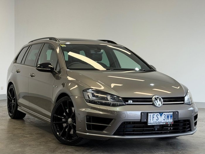 2015 Volkswagen Golf R Wolfsburg Edition