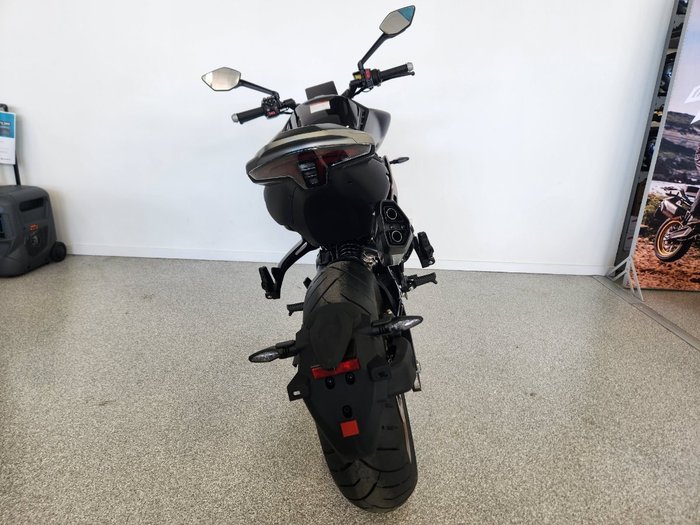 2024 CFMOTO NK ADVANCE BLACK