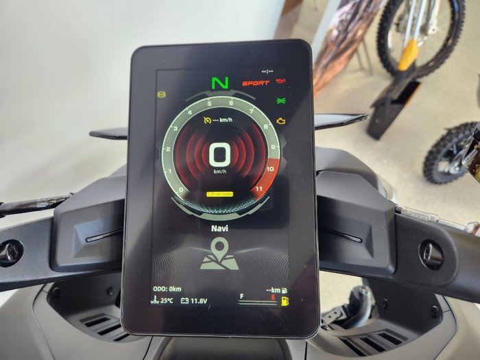 2024 CFMOTO NK ADVANCE BLACK