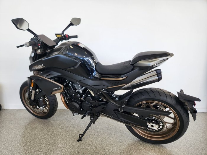 2024 CFMOTO NK ADVANCE BLACK