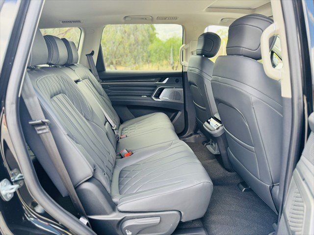 2025 LDV D90 Executive