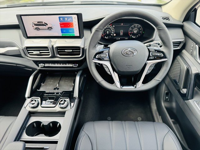 2025 LDV D90 Executive