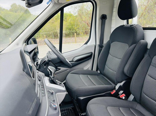 2025 LDV Deliver 9 LWB