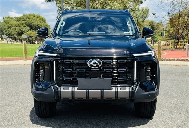 2025 LDV D90 Executive