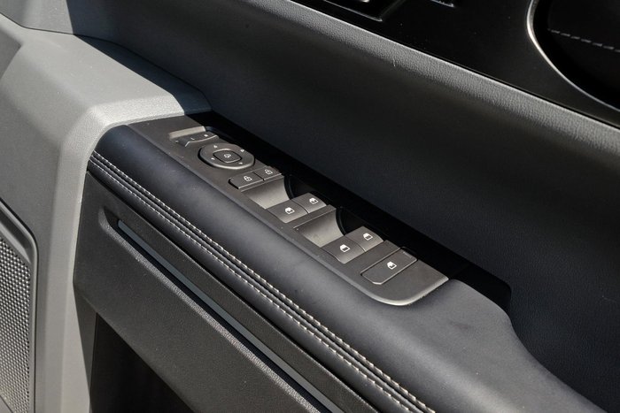 2025 Kia Tasman X-Line TK MY26 4X4 Dual Range Clear White