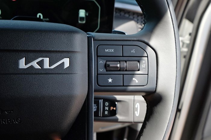 2025 Kia Tasman X-Line TK MY26 4X4 Dual Range Clear White
