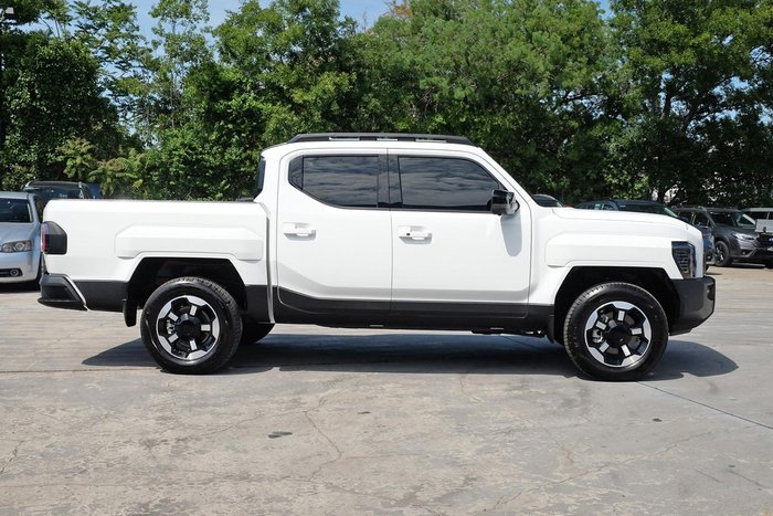 2025 Kia Tasman X-Line TK MY26 4X4 Dual Range Clear White