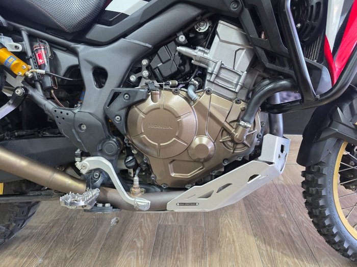 2016 Honda CRF1000LA AFRICA TWIN (ABS) RED