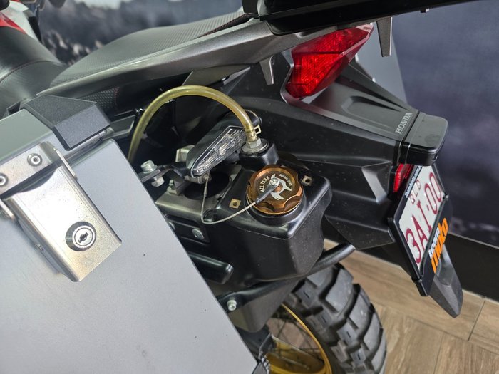 2016 Honda CRF1000LA AFRICA TWIN (ABS) RED