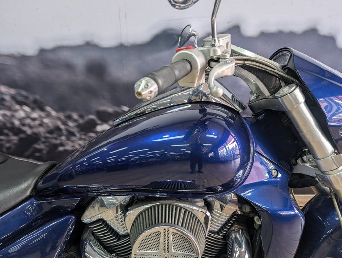 2010 Suzuki VZR 1800 BOULEVARD (M109R) BLUE