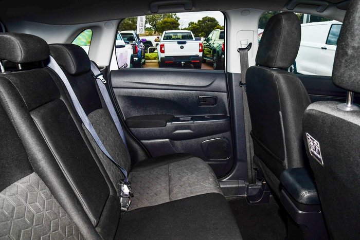 2021 Mitsubishi ASX ES