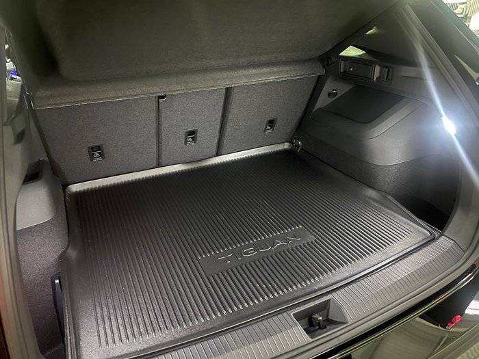 2025 Volkswagen Tiguan 195TSI R-Line