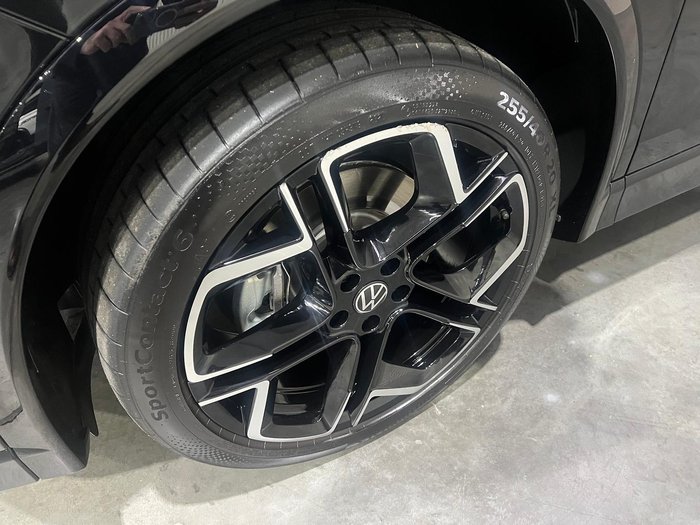 2025 Volkswagen Tiguan 195TSI R-Line